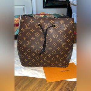 Louis Vuitton Brown Monogram Shoulder Bag NeoNoe’ MM